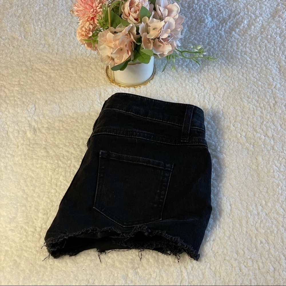 NO Boundaries Shorts, 5 - Picture 2 of 7